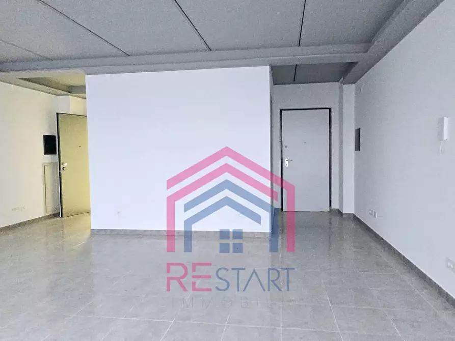 Immagine 25 di Ufficio in affitto  in Via del Mare a Pomezia