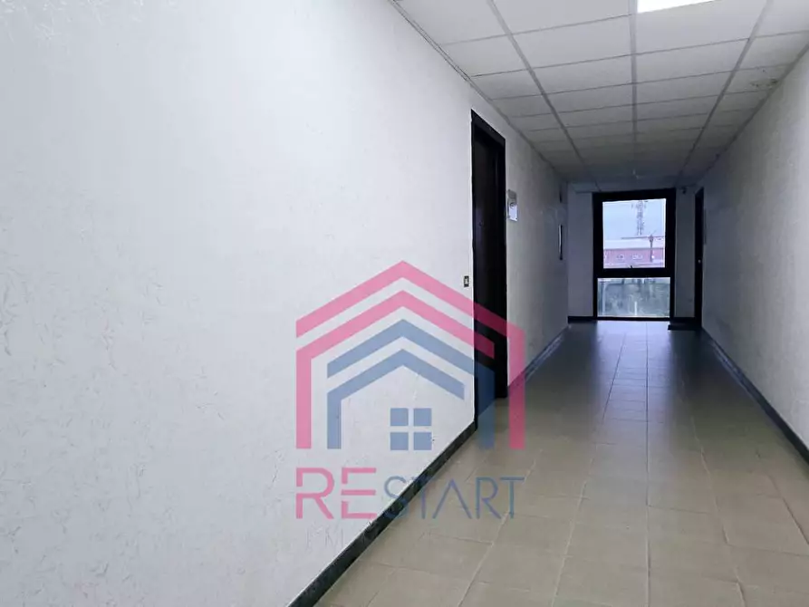 Immagine 6 di Ufficio in affitto  in Via del Mare a Pomezia