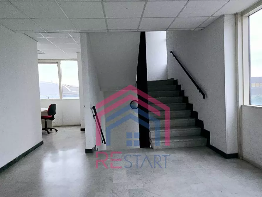 Immagine 4 di Ufficio in affitto  in Via del Mare a Pomezia