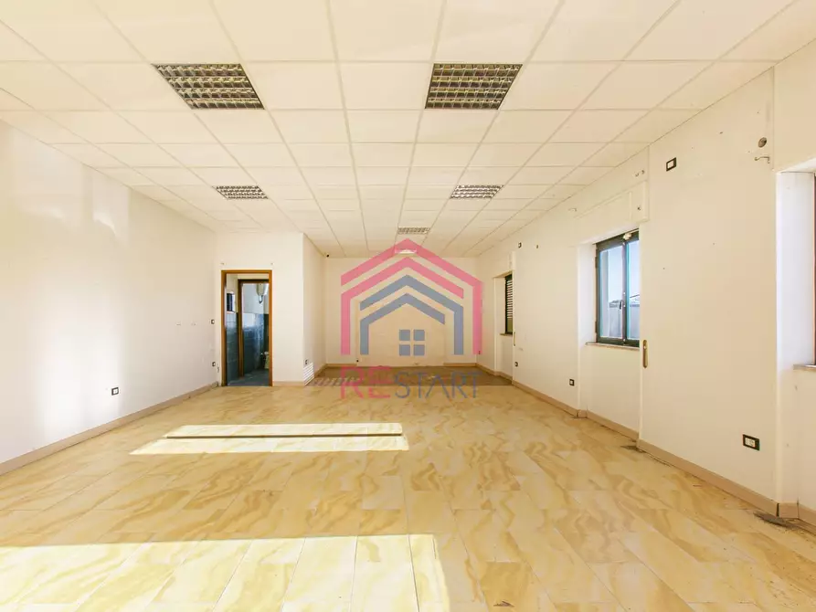 Immagine 4 di Locale commerciale in affitto  in Pontina Vecchia a Pomezia