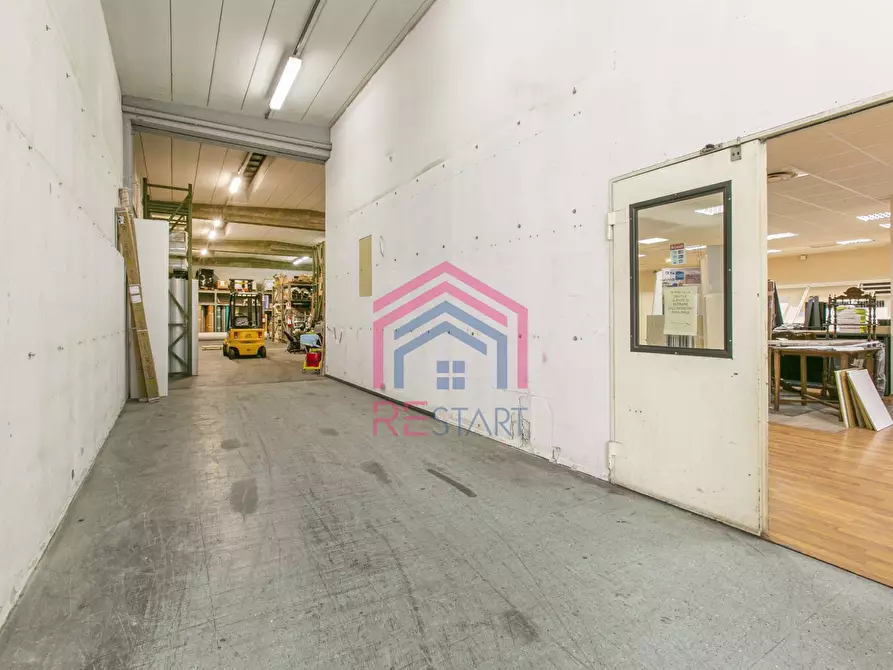 Immagine 5 di Magazzino in affitto  in via Pontina Vecchia a Pomezia