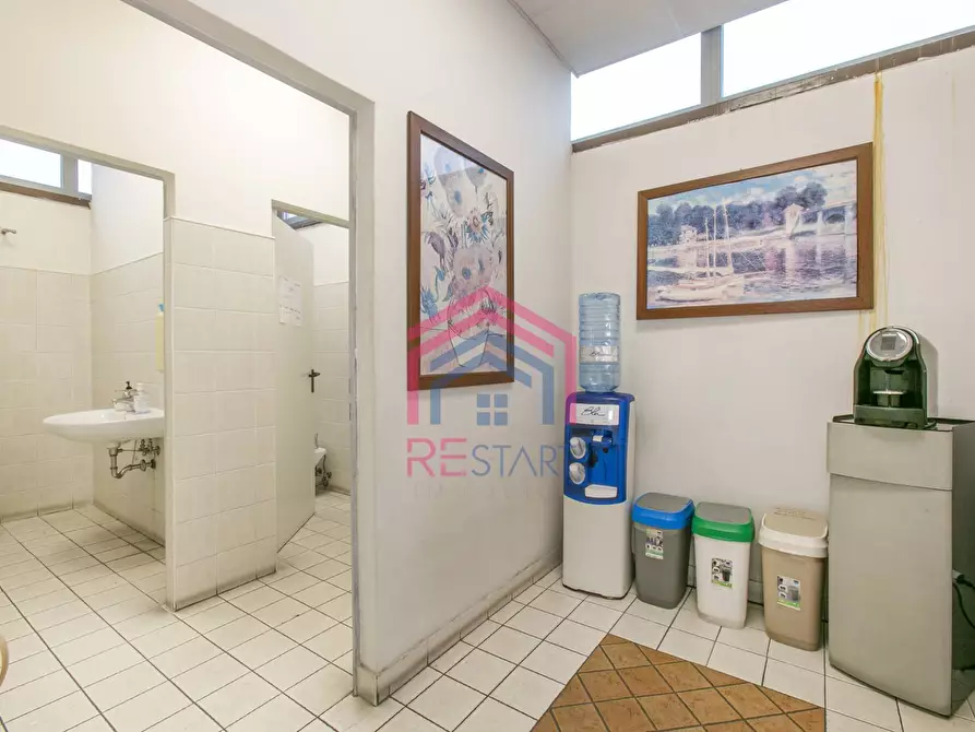 Immagine 17 di Magazzino in affitto  in via Pontina Vecchia a Pomezia