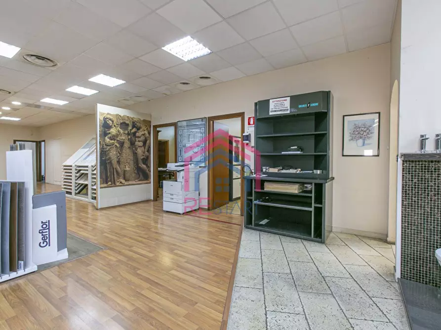 Immagine 18 di Magazzino in affitto  in via Pontina Vecchia a Pomezia