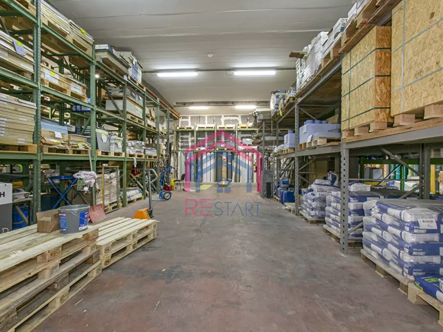 Immagine 24 di Magazzino in affitto  in via Pontina Vecchia a Pomezia