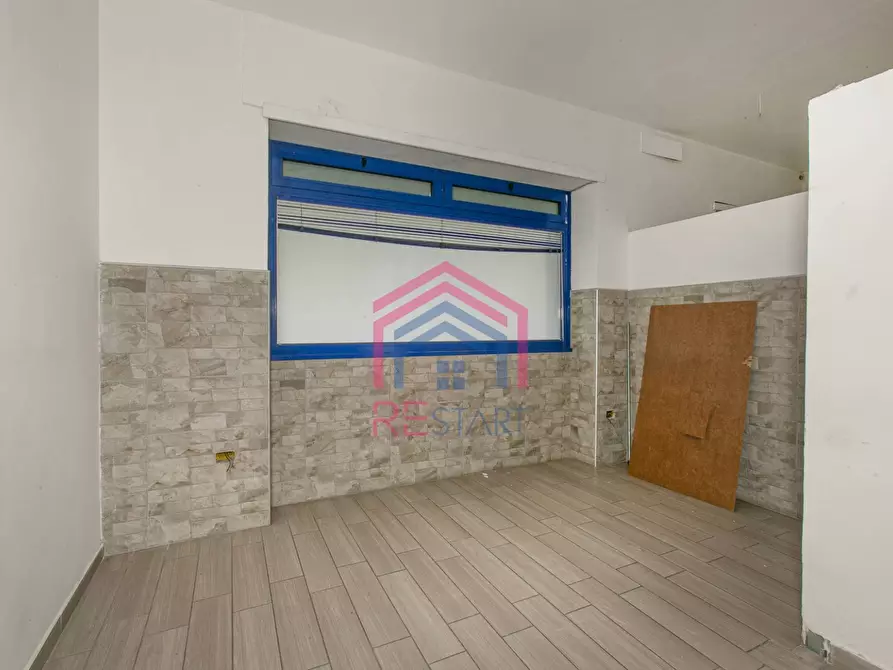 Immagine 20 di Locale commerciale in affitto  in Via Dante Alighieri a Pomezia