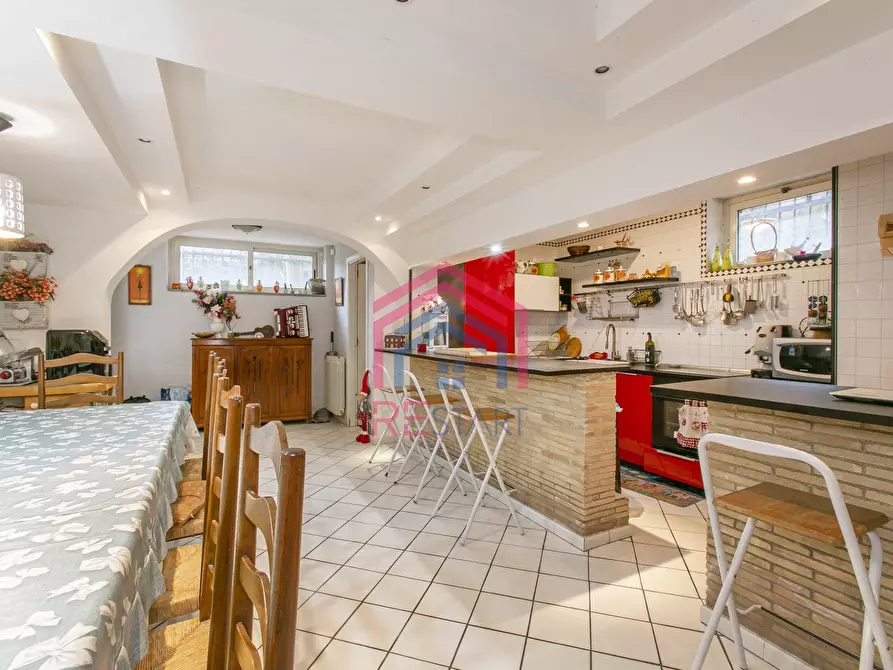 Immagine 23 di Casa bifamiliare in vendita  in via tito livio a Pomezia