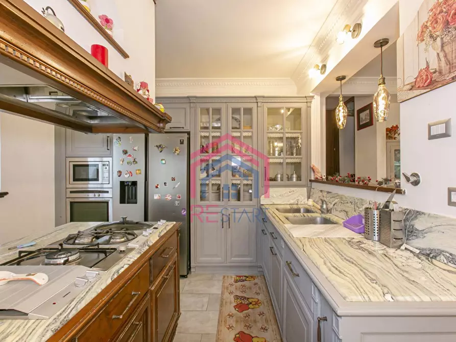 Immagine 9 di Casa bifamiliare in vendita  in via tito livio a Pomezia