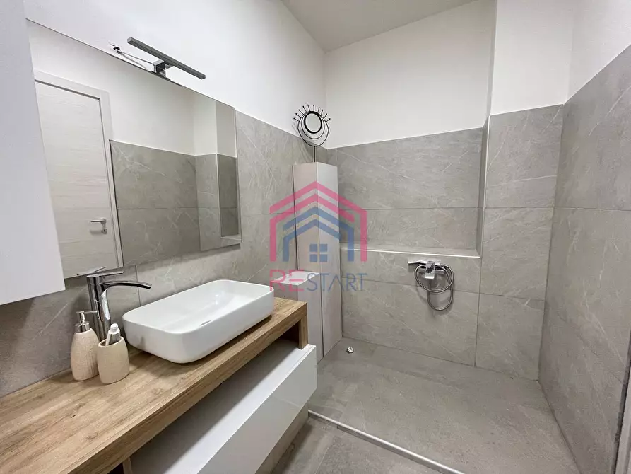 Immagine 23 di Appartamento in vendita  in via Innocenzo XII a Ariccia