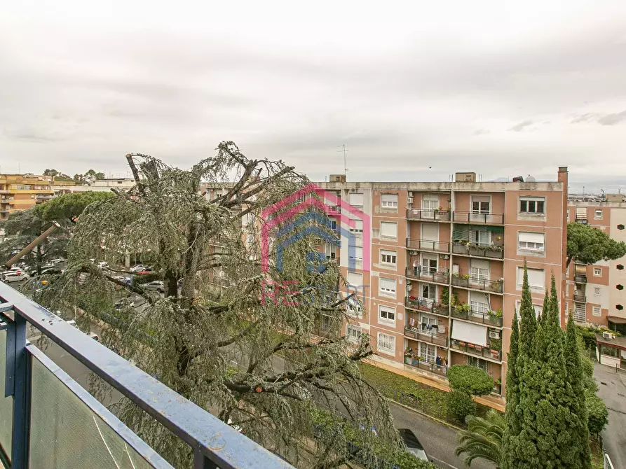 Immagine 25 di Appartamento in vendita  a Pomezia