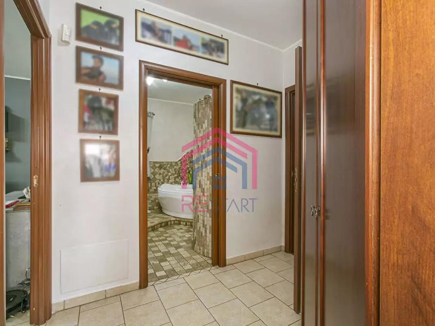 Immagine 25 di Villa in vendita  in via stromboli a Aprilia