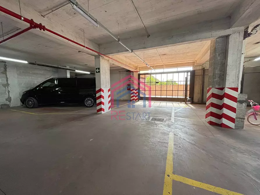 Immagine 30 di Appartamento in vendita  in VIA DON LUIGI STURZO a Pomezia