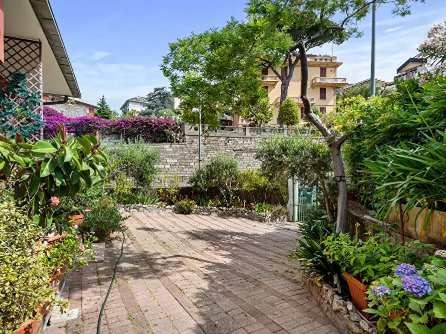 Immagine 11 di Casa indipendente in vendita  in Via Aurelia di Levante a Rapallo