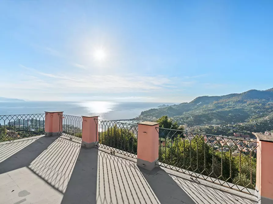 Immagine 2 di Villa in vendita  in Via Tre Scalini a Santa Margherita Ligure