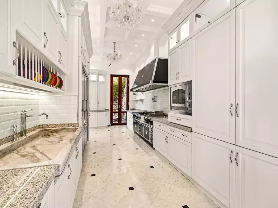 Immagine 6 di Villa in vendita  in Via Aurelia a Zoagli