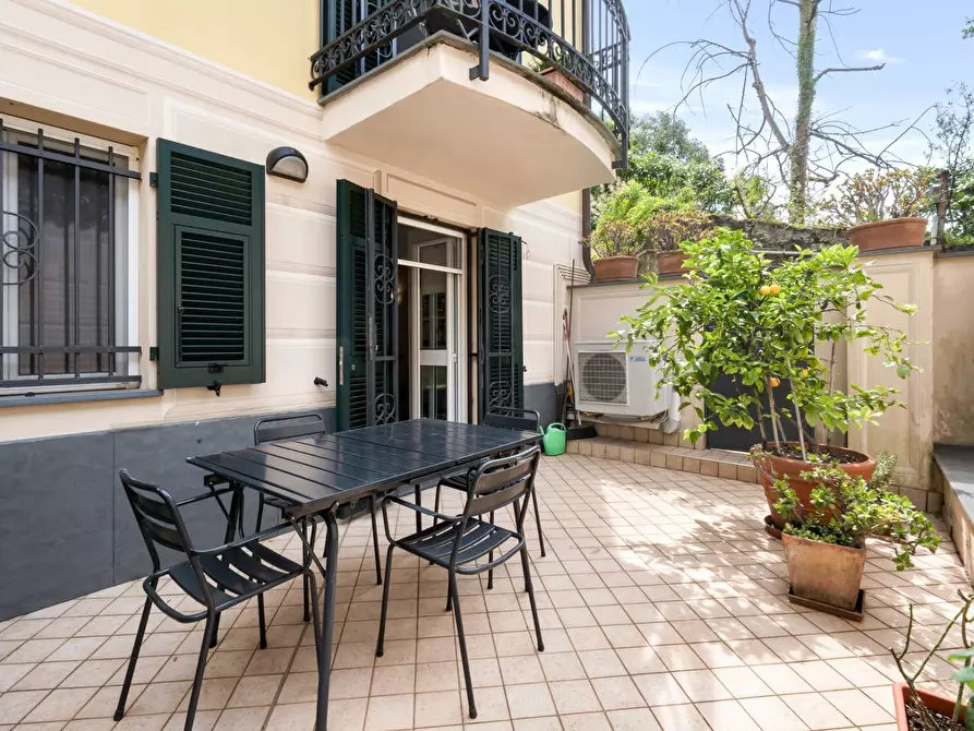 Immagine 12 di Appartamento in vendita  in Via Bozzo Costa a Rapallo