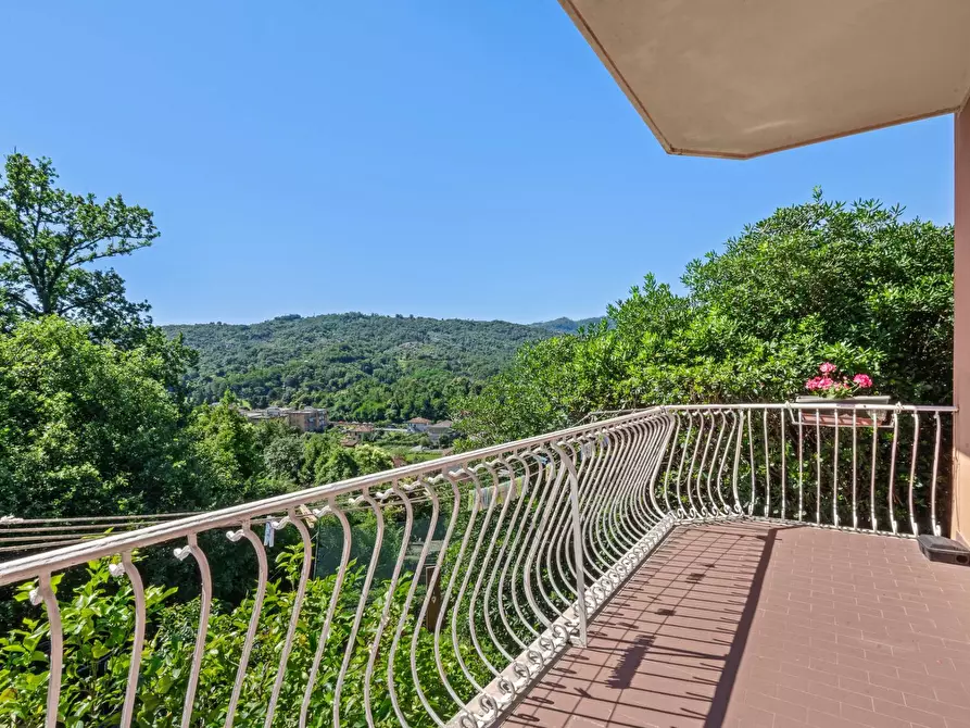 Immagine 11 di Casa indipendente in vendita  in via privata cassottana a Rapallo