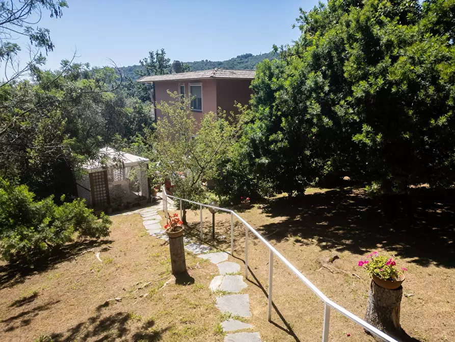 Immagine 16 di Casa indipendente in vendita  in via privata cassottana a Rapallo