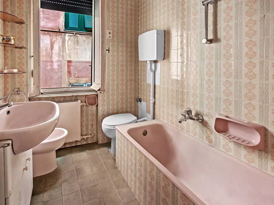 Immagine 11 di Appartamento in vendita  in Via Partigiani D'Italia a Santa Margherita Ligure