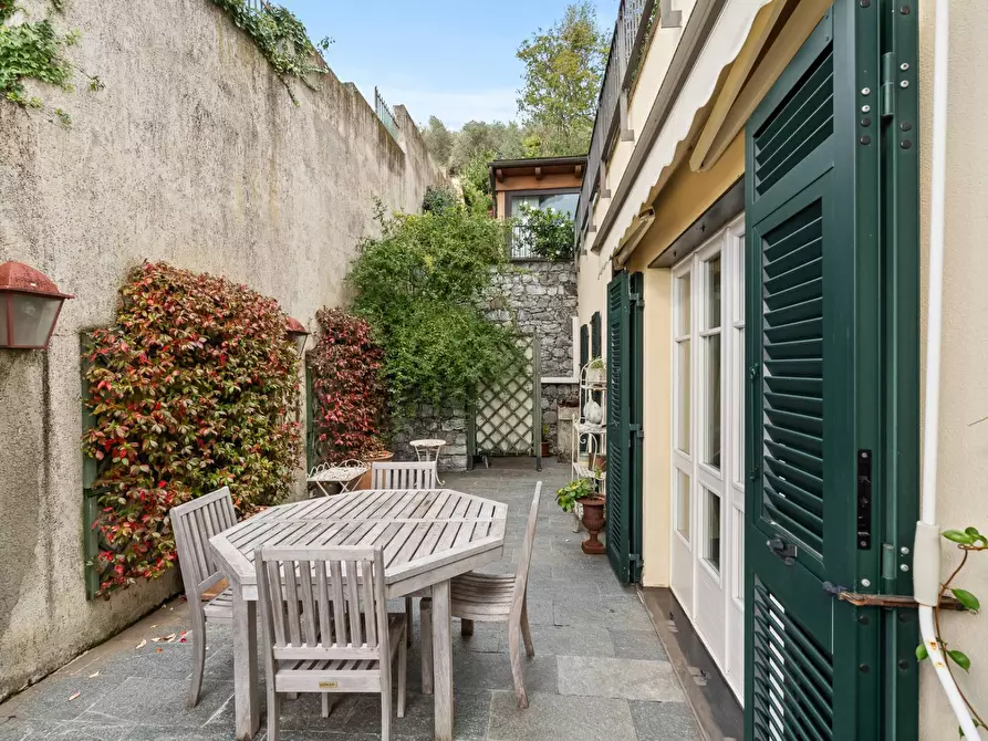 Immagine 11 di Appartamento in vendita  in località bacezza case sparse a Chiavari