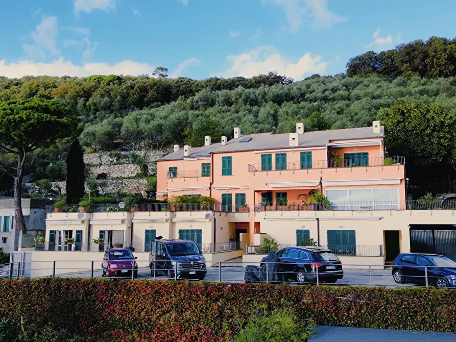 Immagine 16 di Appartamento in vendita  in località bacezza case sparse a Chiavari