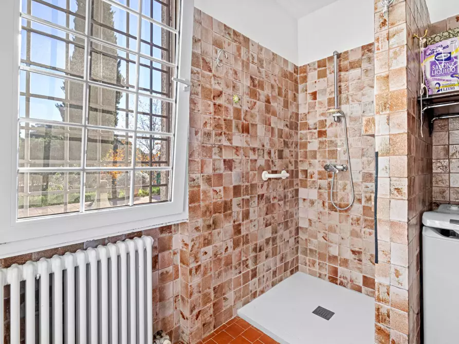 Immagine 22 di Villa in vendita  in Colombiera a Castelnuovo Magra