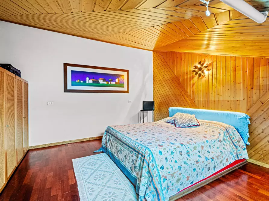 Immagine 24 di Villa in vendita  in Colombiera a Castelnuovo Magra