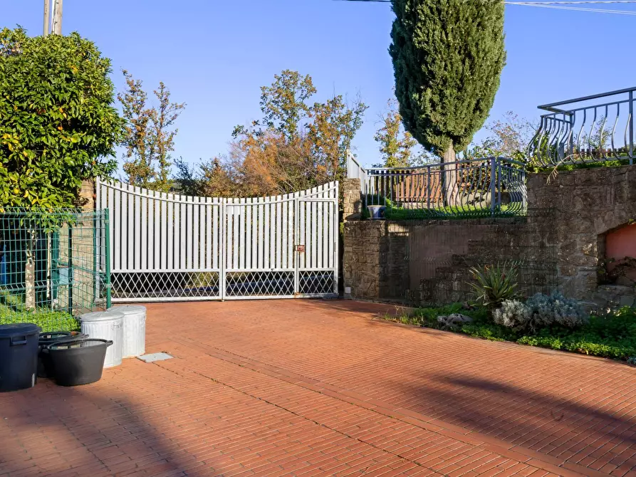 Immagine 27 di Villa in vendita  in Colombiera a Castelnuovo Magra