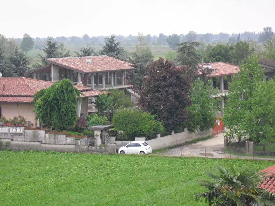 Immagine 1 di Casa bifamiliare in vendita  in via Adua a Capriano Del Colle