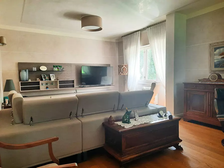 Immagine 5 di Villa in vendita  in Via Larga a Gussago