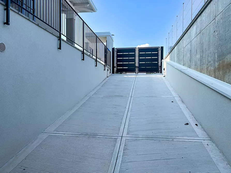 Immagine 25 di Casa bifamiliare in vendita  in Via Vivaldi a Chiari