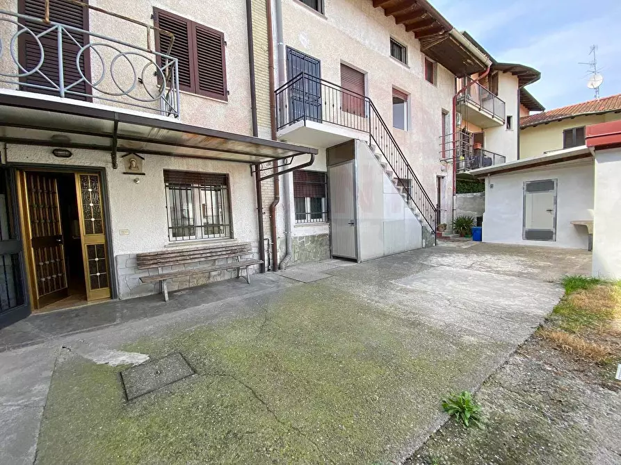 Immagine 1 di Casa indipendente in vendita  in Via San Lorenzo a Barbata