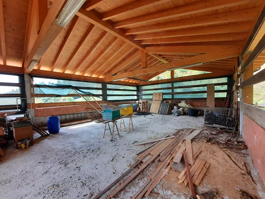 Immagine 28 di Rustico / casale in vendita  in via Rucca a Zone