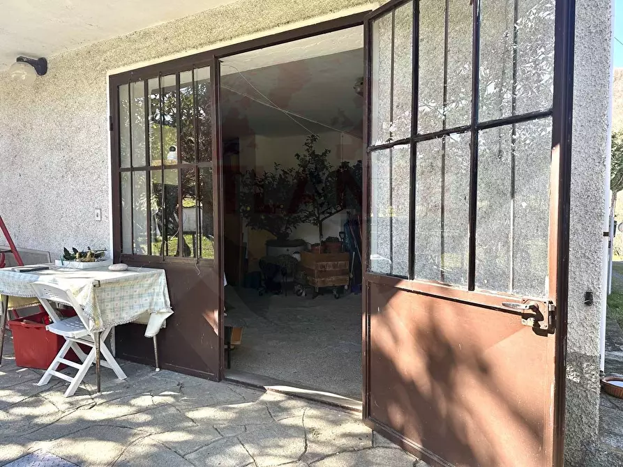 Immagine 7 di Casa semindipendente in vendita  in Regione Isole a Ponti