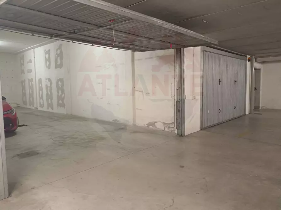 Immagine 7 di Box auto in vendita  in Cremignane a Iseo