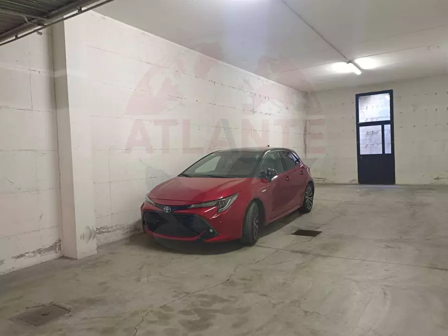 Immagine 9 di Box auto in vendita  in Cremignane a Iseo