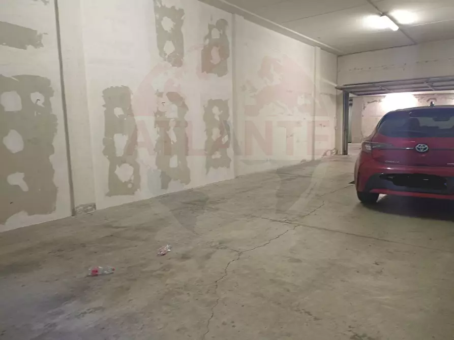 Immagine 14 di Box auto in vendita  in Cremignane a Iseo