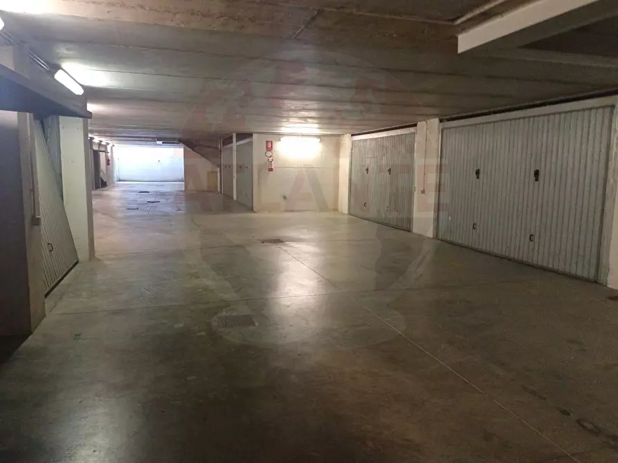 Immagine 4 di Box auto in vendita  in Cremignane a Iseo