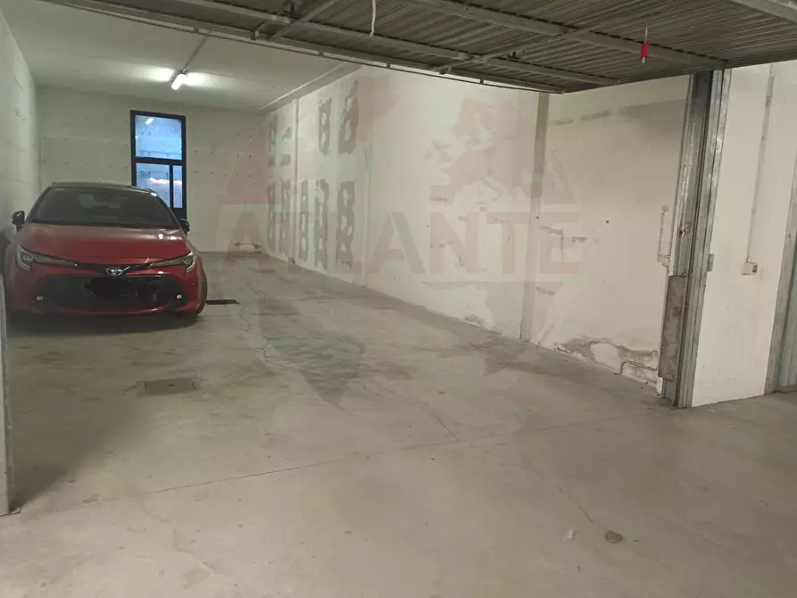 Immagine 16 di Box auto in vendita  in Cremignane a Iseo