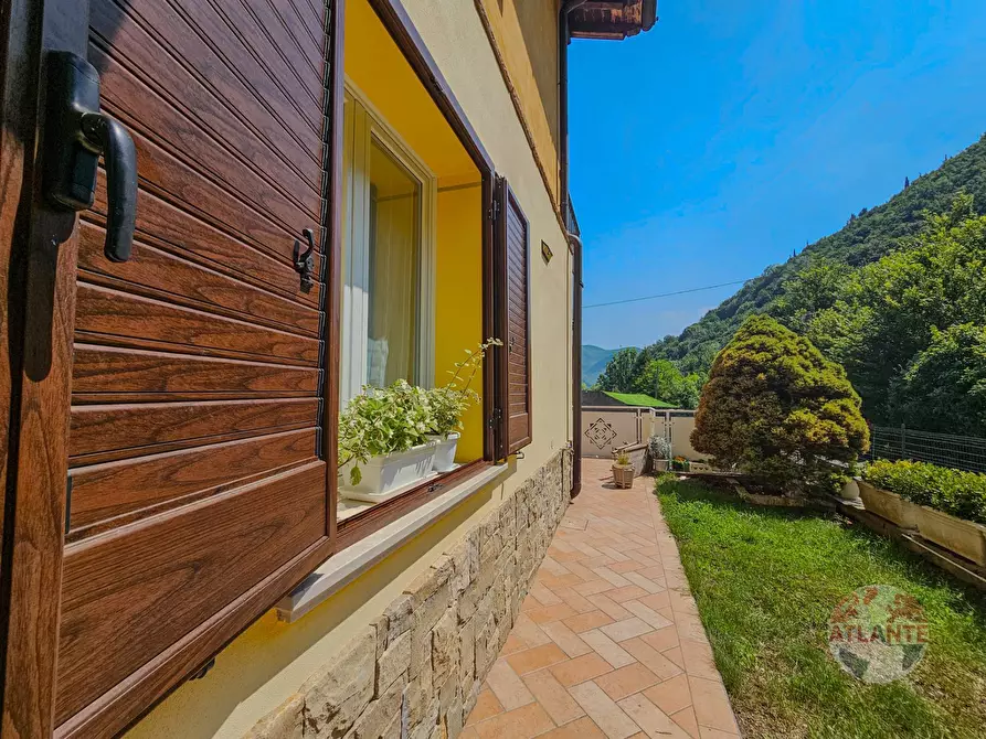 Immagine 5 di Casa bifamiliare in vendita  in Via Ronchi a Vobarno