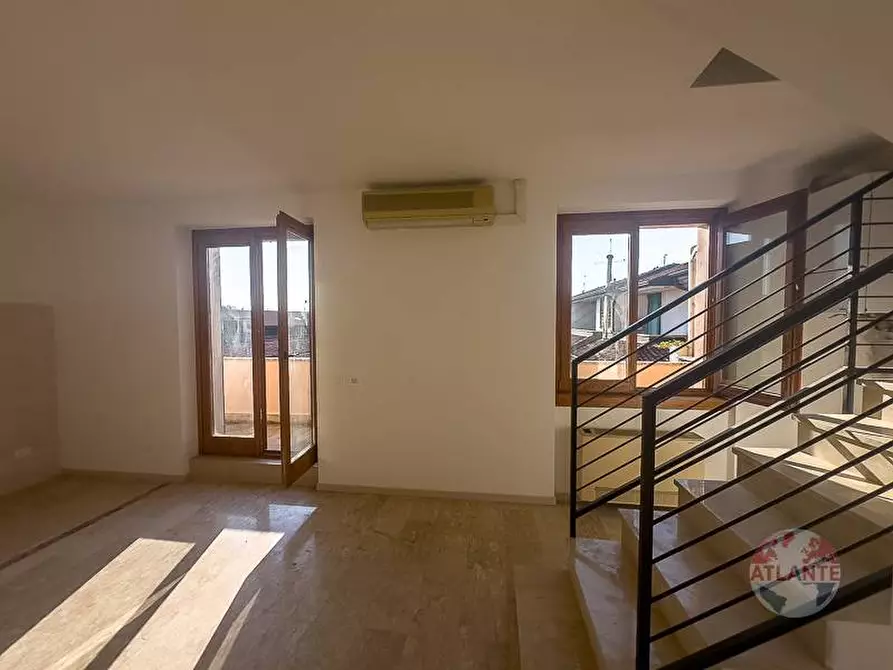 Immagine 3 di Appartamento in vendita  in Via Trento a Trenzano