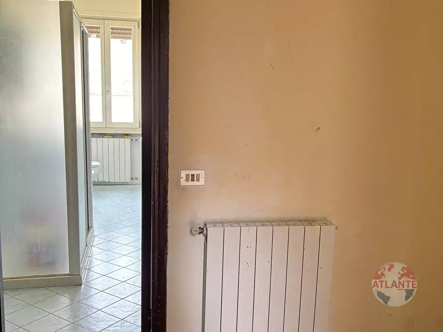 Immagine 19 di Appartamento in vendita  in Piazza Luca Marenzio a Coccaglio