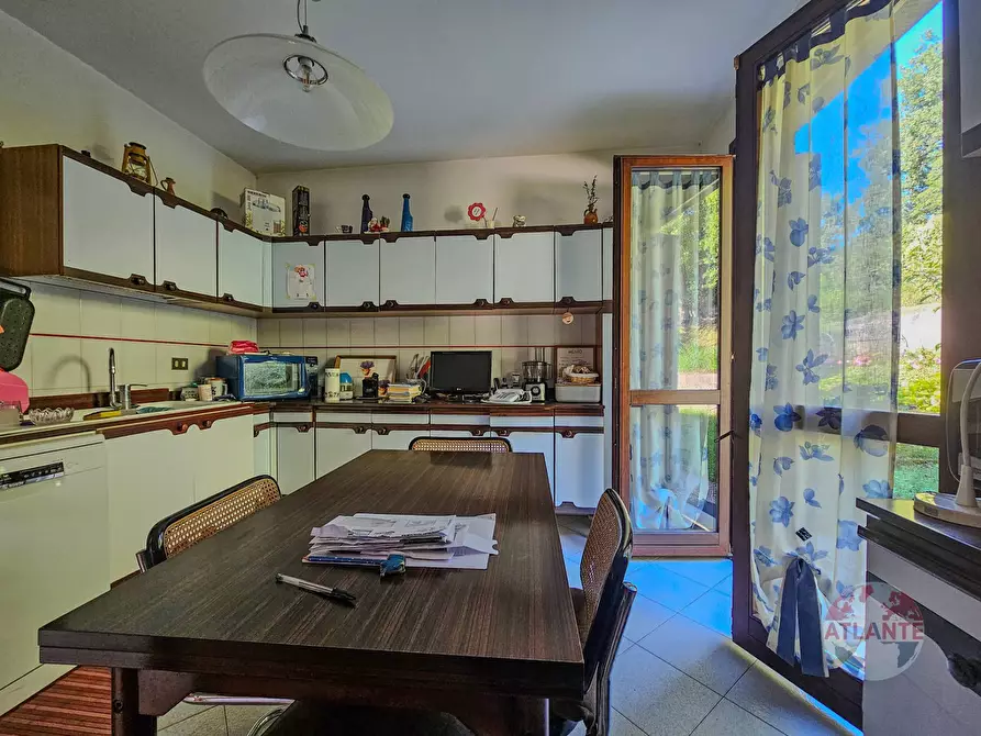 Immagine 25 di Casa bifamiliare in vendita  in Via Burago a Salò