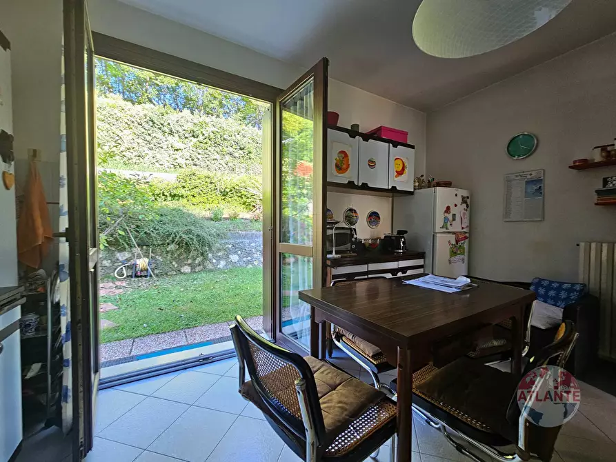 Immagine 23 di Casa bifamiliare in vendita  in Via Burago a Salò