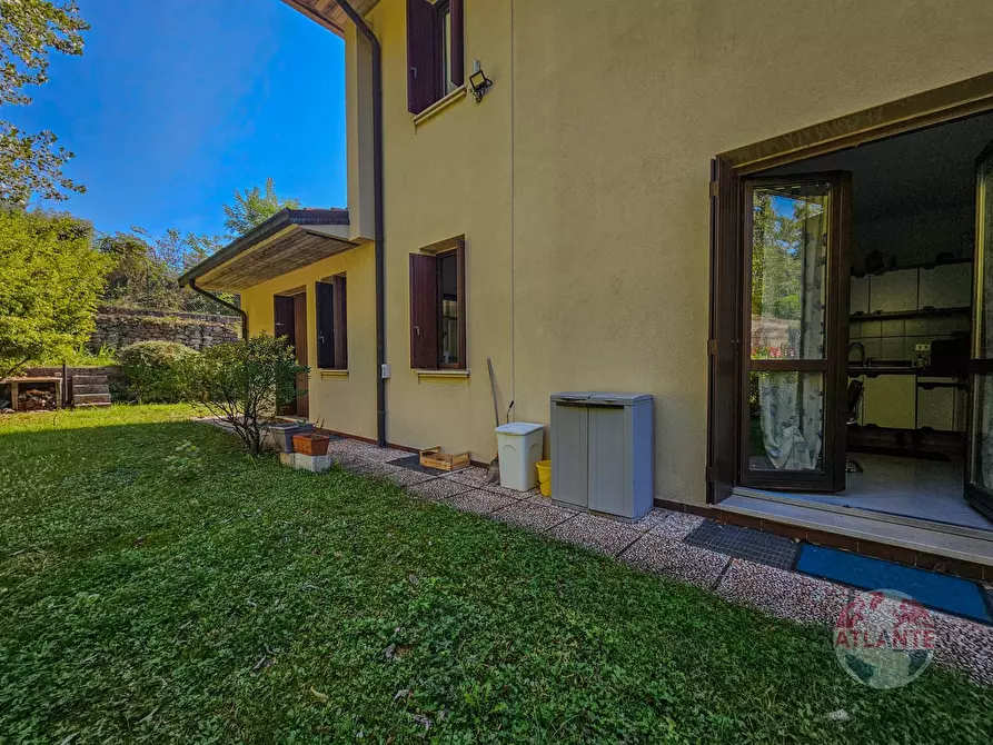 Immagine 28 di Casa bifamiliare in vendita  in Via Burago a Salò