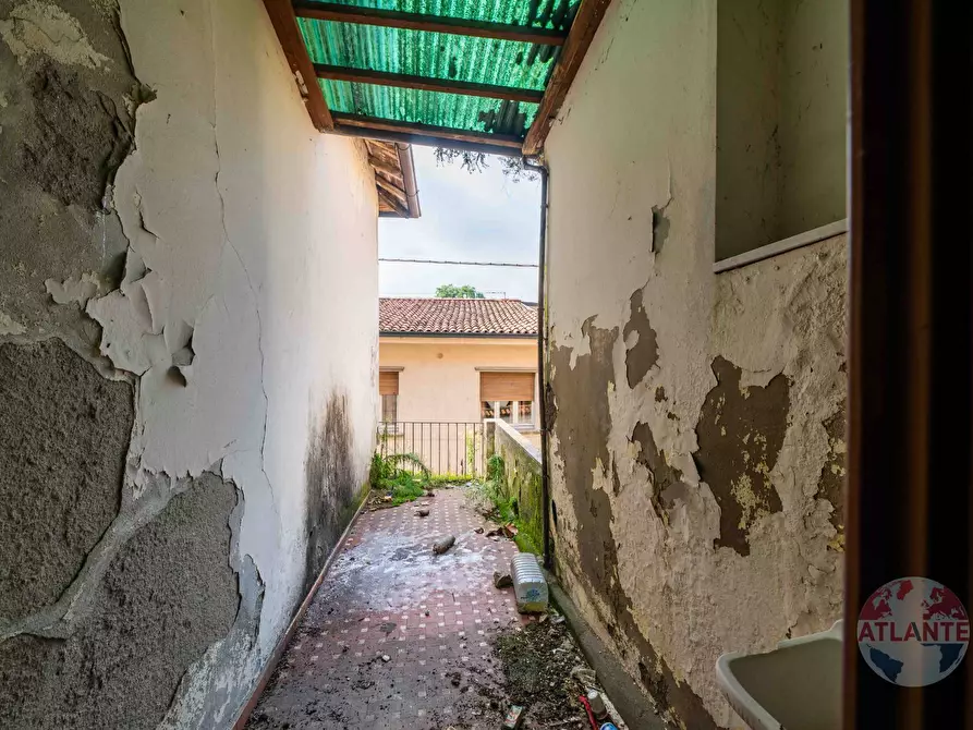 Immagine 25 di Appartamento in vendita  in Via per Calepio a Capriolo