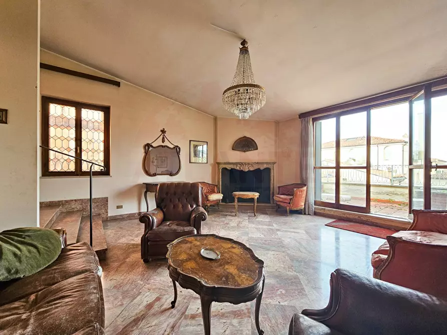 Immagine 27 di Attico in vendita  in Corso Porta Borsari a Verona