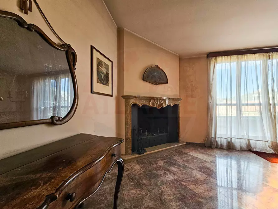 Immagine 29 di Attico in vendita  in Corso Porta Borsari a Verona