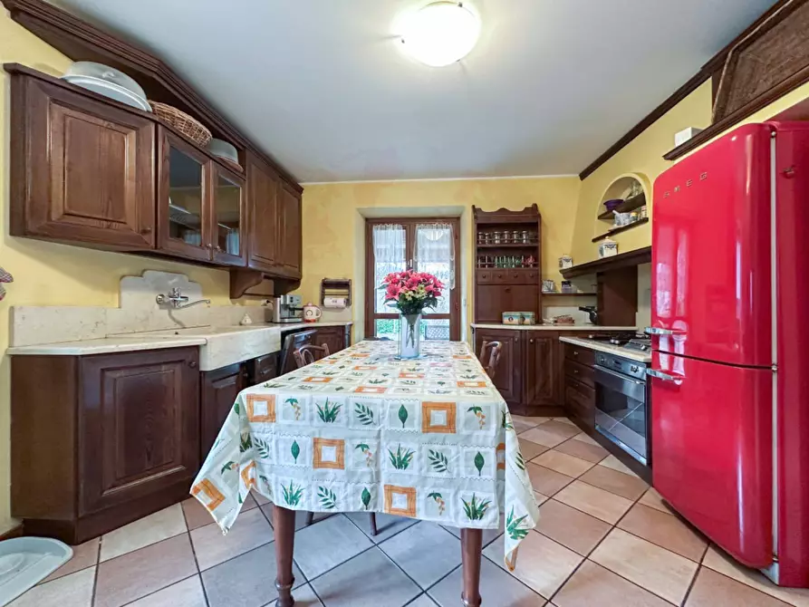 Immagine 22 di Villa in vendita  in regione scandolisio a Monastero Bormida