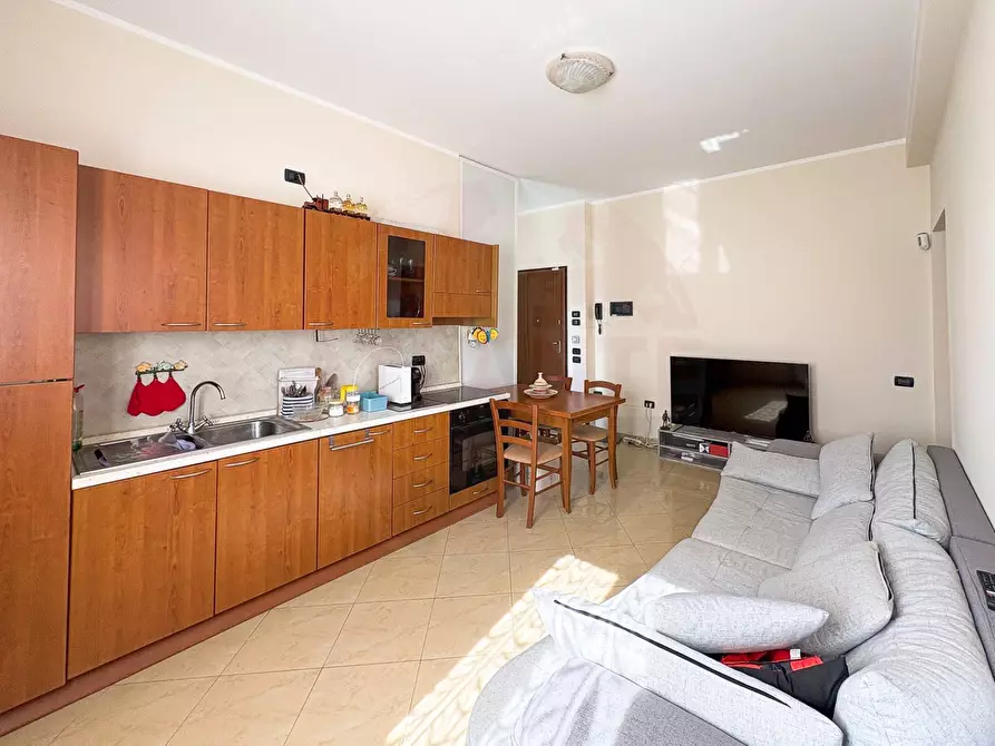 Immagine 6 di Appartamento in vendita  in Via Mazzini a Rovato