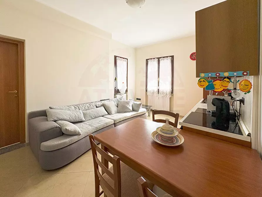 Immagine 4 di Appartamento in vendita  in Via Mazzini a Rovato